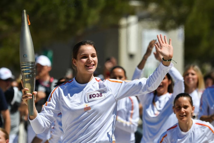 The Olympic flame in Marseille: gymnast Maria Vysochanska led the relay